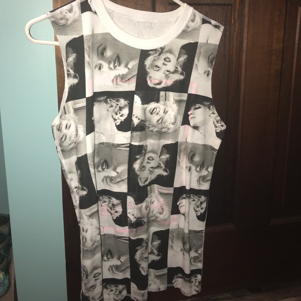 REVERSABLE Marilyn Monroe Tank